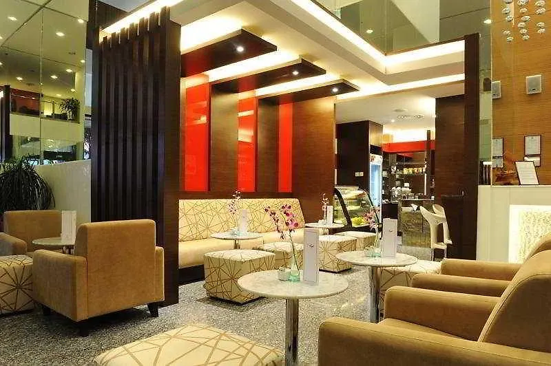 Grand Borneo Hotel Kota Kinabalu 3*,