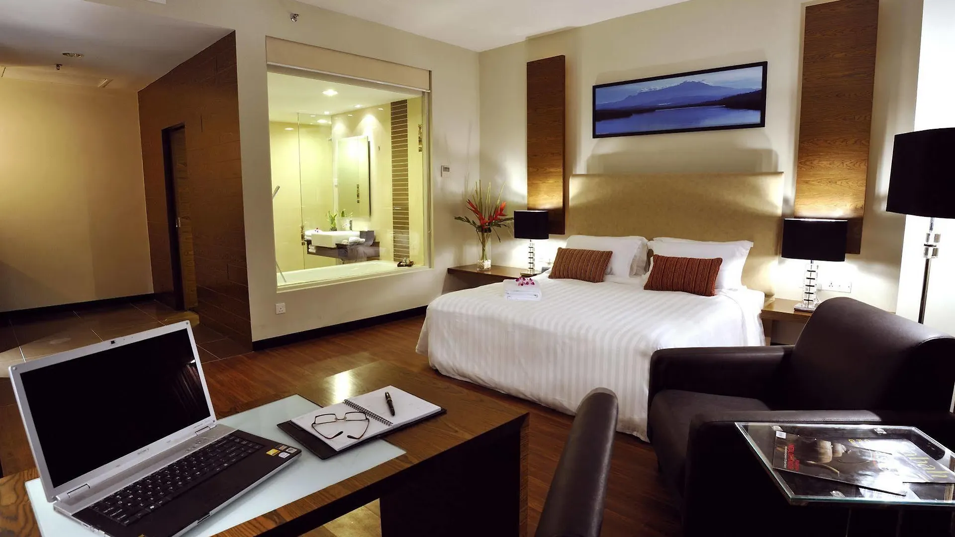 Grand Borneo Hotel Kota Kinabalu 3*,