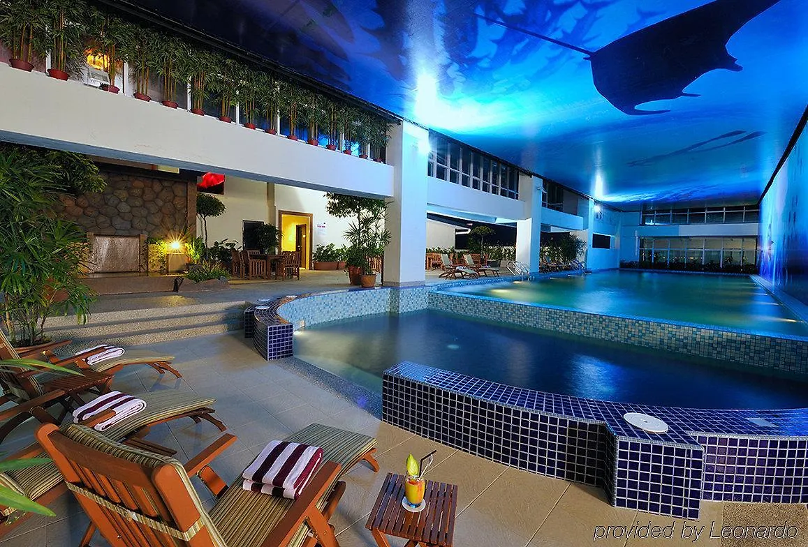 Grand Borneo Hotel Kota Kinabalu 3*,